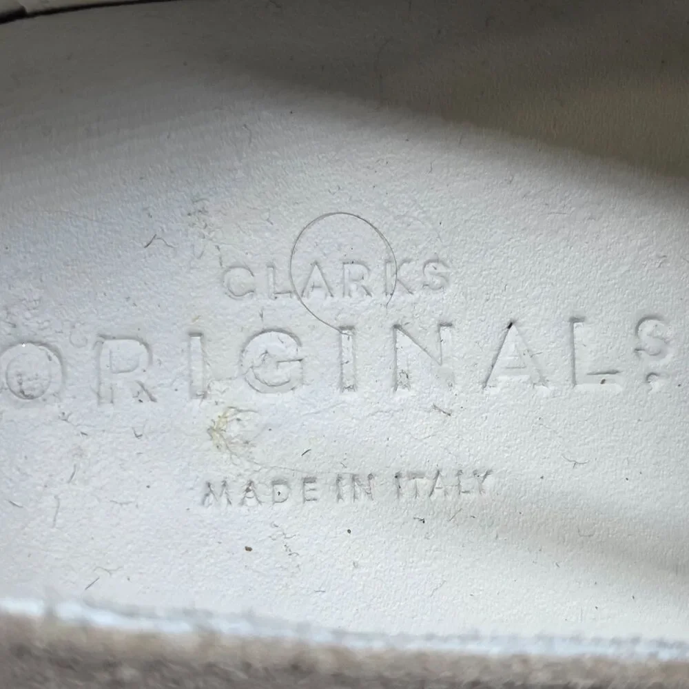 Clarks Originals Italy Womens 23066 Sand Suede Crepe Sole Derbys Size US 8.5 M